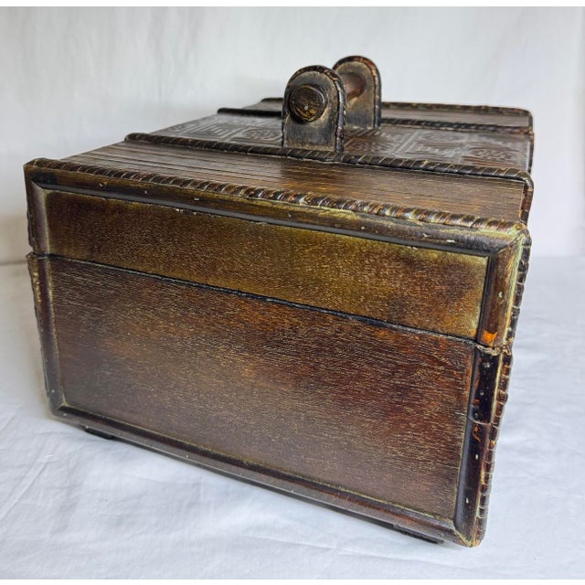 Wood Mid 20th Century Chinese Bamboo Coiled Rattan Wood Box Embossed Patterning For Sale - Image 7 of 12