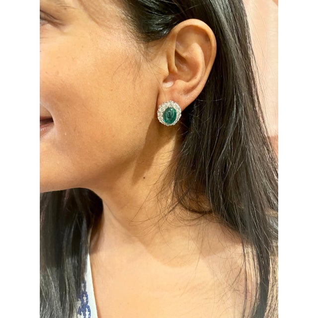 12 Ct Natural Emerald Zambia Cabochon & 4 Ct Diamond Stud Earring 14 KW Gold For Sale - Image 17 of 18