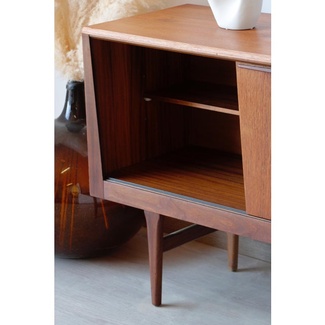 Teak Sideboard by Elliots of Newbury, 1960s For Sale - Image 4 of 18