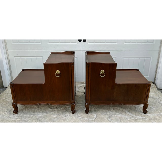 Brown Heritage Henredon Walnut Tables French Louis XV 2 Tier Step Side End Pair 60s For Sale - Image 8 of 15
