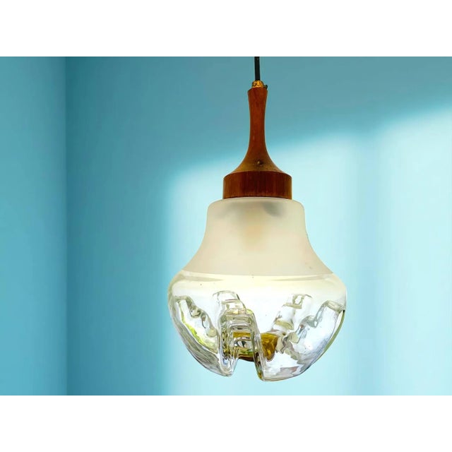 Mid-Century Wood and Art Glass Pendant in the style of Mazzega, 1960s For Sale - Image 10 of 10