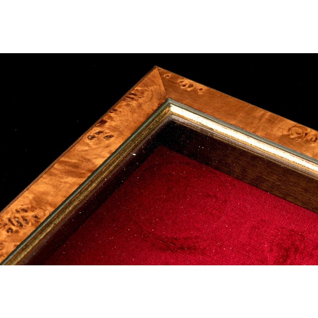 Vintage Tabletop Burl Wood and Glass Keyed Collector’s Display Box For Sale - Image 9 of 18