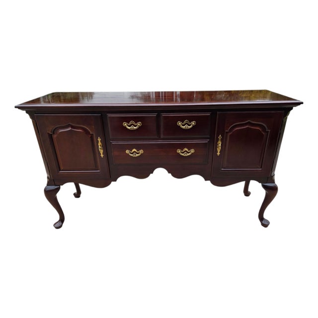 1990s Thomasville Collectors Cherry Queen Ann Server Sideboard Buffet Console Bar For Sale