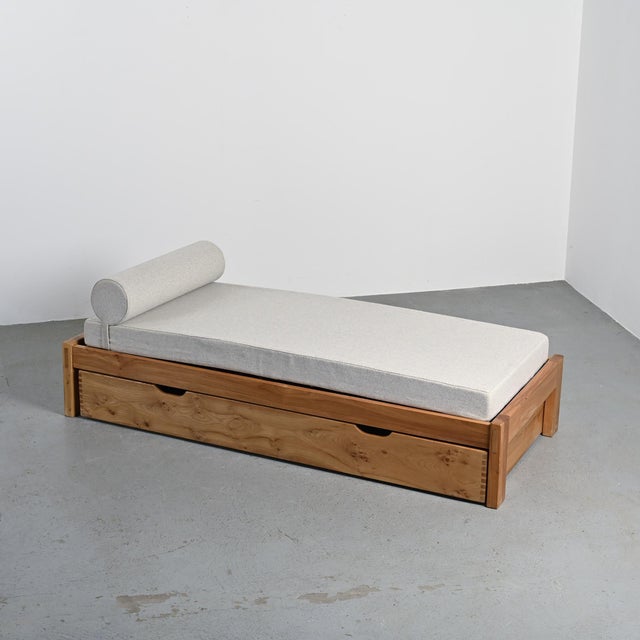 Pine Daybed from Atenor, France, 1970s For Sale - Image 16 of 16