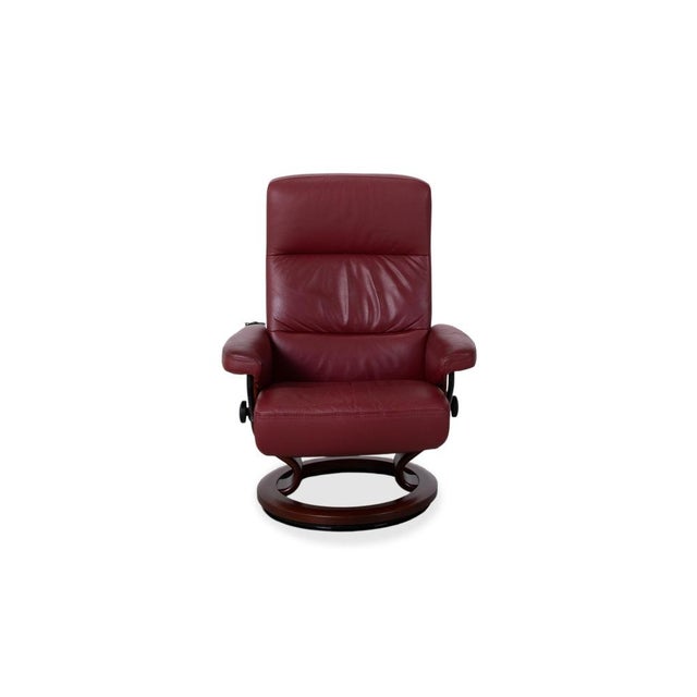 Set of Red Leather Atlantic Recliner and Footstool from Stressless For Sale - Image 11 of 17