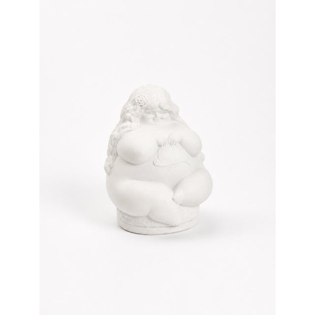 Vintage Ricardo Mesa Núñez "Las Gordas" Bisque Porcelain Figurine – Chilean Female Sculpture For Sale - Image 4 of 4