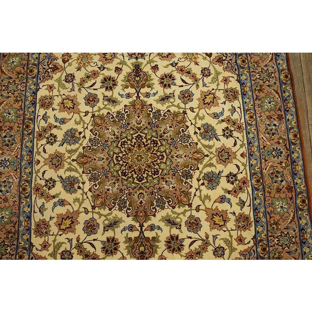 1940s Ivory Medallion Antique Persian Isfahan Rug Silk Highlights 3'8" X 5'5" Knotted Pile Carpet For Sale - Image 12 of 18