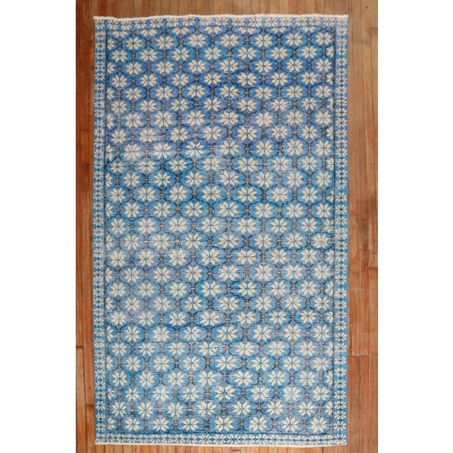 Mid-Century Modern Vivid Blue Vintage Turkish Deco Rug - 5'3" x 8'3" For Sale - Image 3 of 10