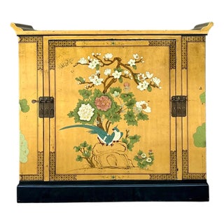 Vintage Chinoiserie Gilt Floral Dry Bar For Sale
