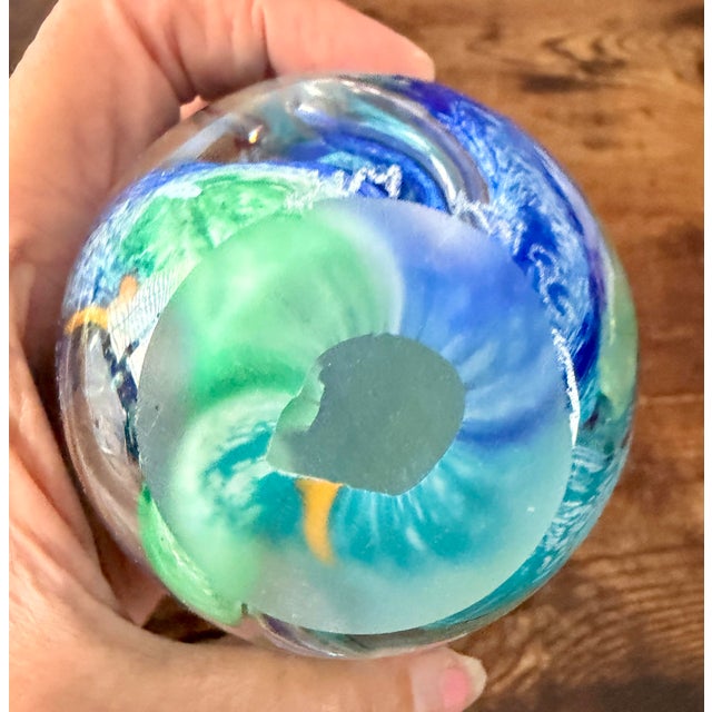 Contemporary 1999 Vintage Hand-Blown Art Glass Paperweight by Studio Artist Jim Karg For Sale - Image 3 of 4