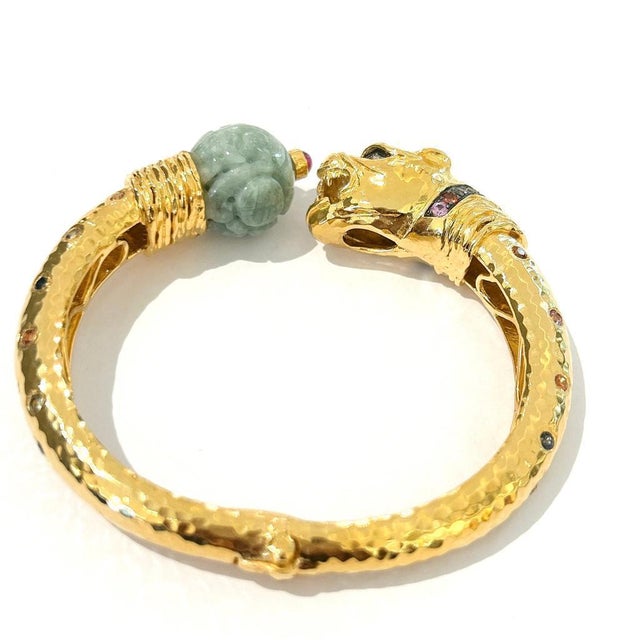 Bochic "Orient" Carved Vintage Mint Jade Bangle Set In 18K Gold & Silver For Sale - Image 4 of 18