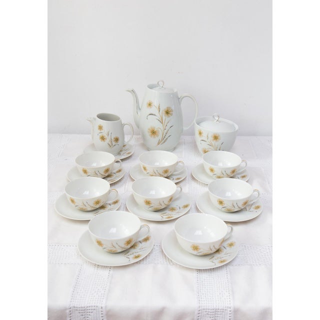 1960s French Porcelain Tea Service for 8 from Unic Limoges, 1960s, Set of 20 For Sale - Image 5 of 5
