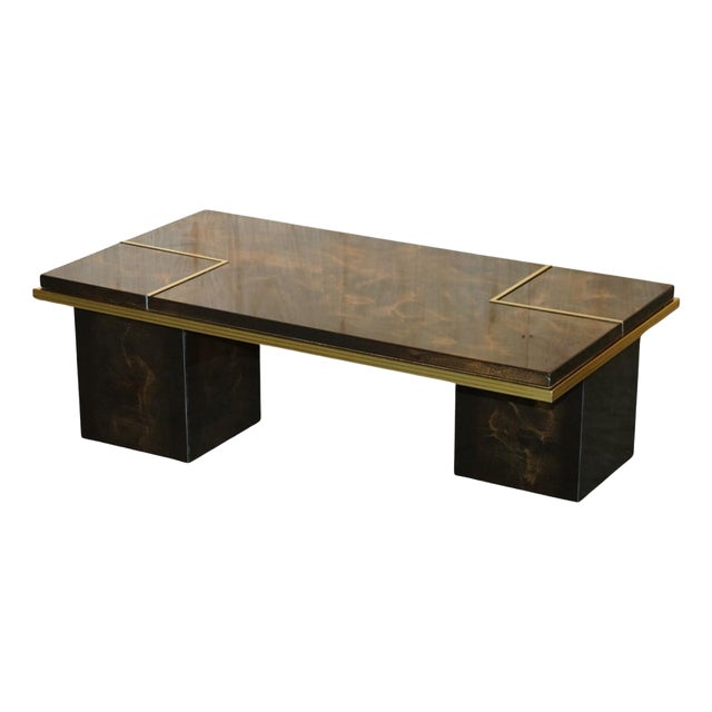 Mid-Century Modern Lacquered Coffee Table For Sale