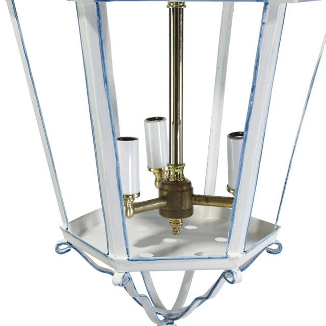 A Vintage-Style Venetian Chandelier in White and Blue Tones, Featuring Three Lamps. For Sale - Image 10 of 12