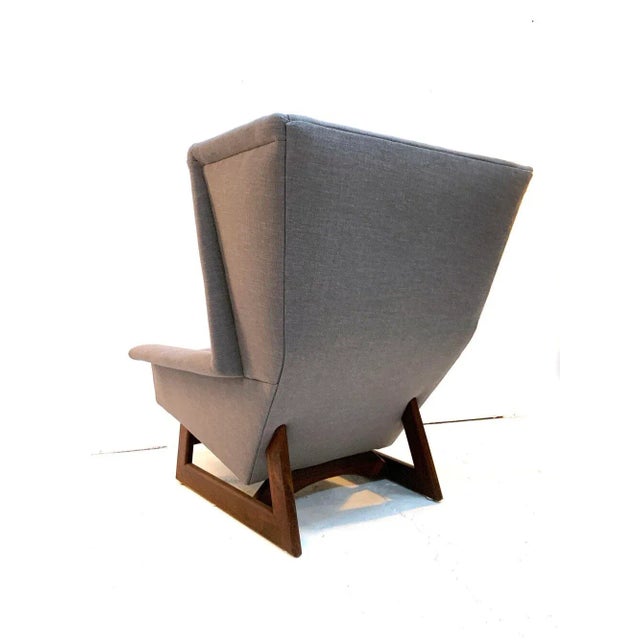 1960s Mid Century Adrian Pearsall for Craft Associates Wingback Chair With Sculptural Walnut Base For Sale - Image 5 of 7