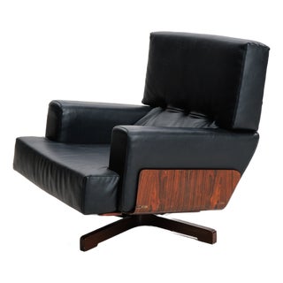 Swivel Model 401 Armchair in Rosewood by Menilio Taro for Cinova, 1960s For Sale