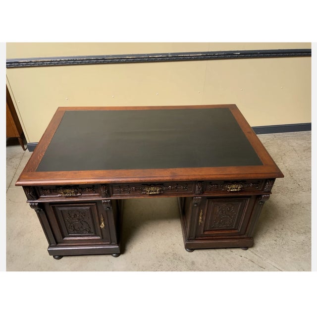 Antique Neo-Renaissance Desk in Oak, 1880 For Sale - Image 10 of 18