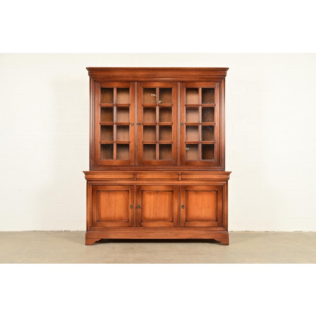 Grange French Louis Philippe Carved Cherry Wood Breakfront Bookcase Cabinet, Circa 1960s For Sale - Image 17 of 17