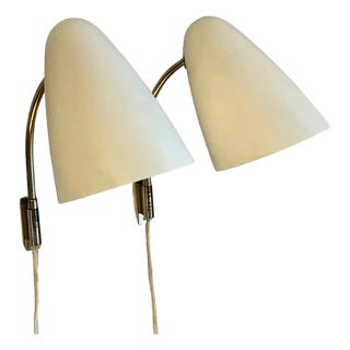 Wall Lights in Lacquered Brass by Lisa Johansson-Pape for Orno, 1955, Set of 2 For Sale