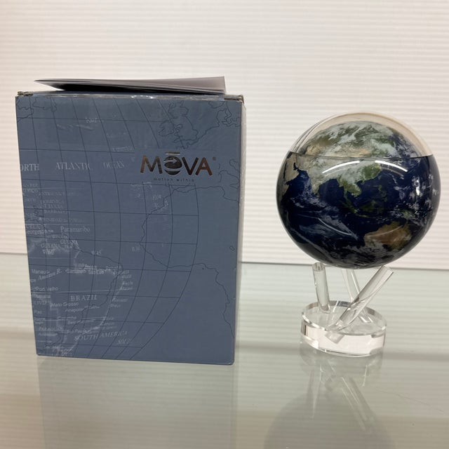 Mova Rotating Earth Globe on Acrylic Stand For Sale - Image 11 of 12