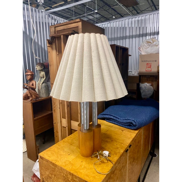 1970s Mid-Century Modern Chrome and Wood Table Lamp For Sale - Image 9 of 12