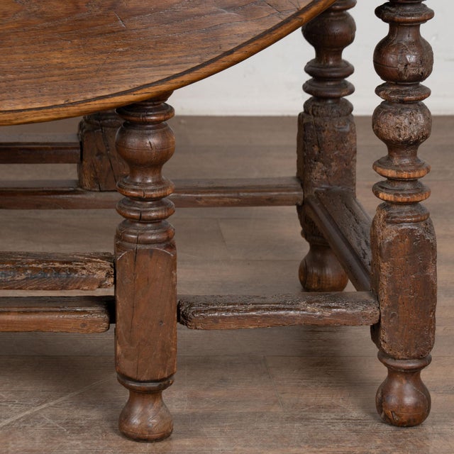18th Century Portuguese Chestnut Drop Leaf Dining Console Table For Sale - Image 14 of 16