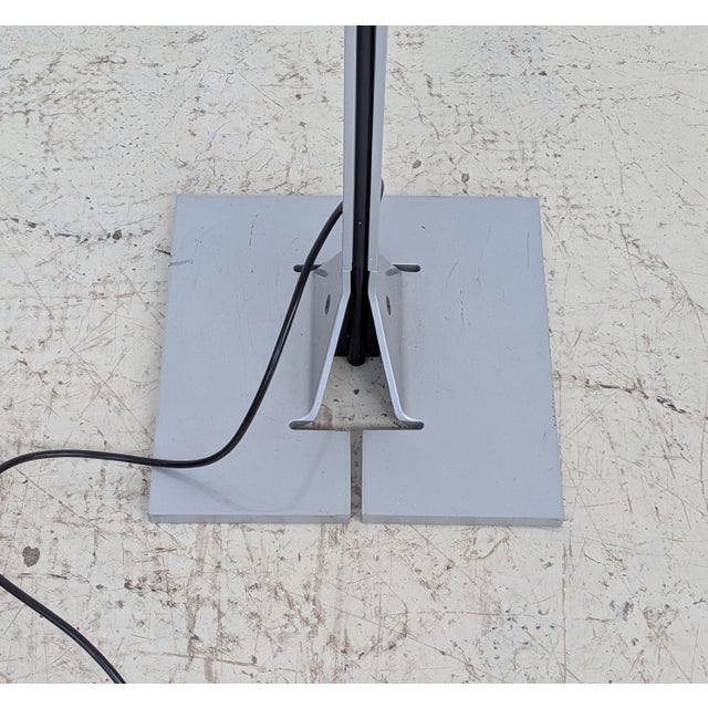 Mid-Century Modern Gray Butterfly Floor Lamp by Tobia Scarpa for Floss, 1975 For Sale - Image 3 of 12