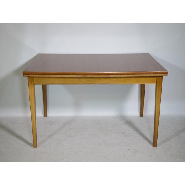 1960s Mid-Century Extendable Dining Table in Walnut, Germany, 1960s For Sale - Image 5 of 11