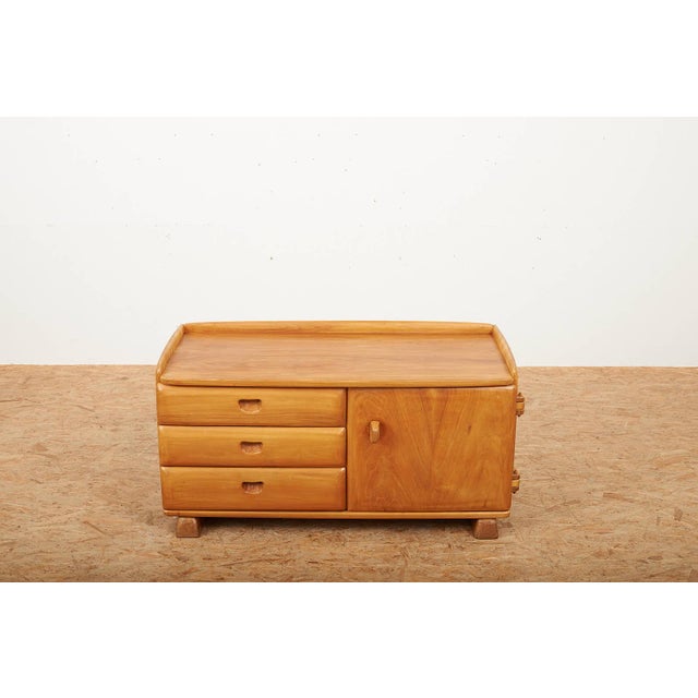 Chest of Drawers in Wood by Franz Xaver Sproll, 1930s, in Good conditions. Designed 1920 to 1949 I have official proof of...