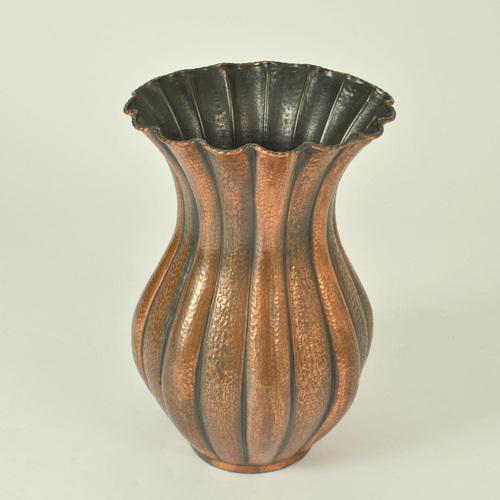1940s Large Copper Amphora Vase by Egidio Casagrande, Italy, 1950s For Sale - Image 5 of 18