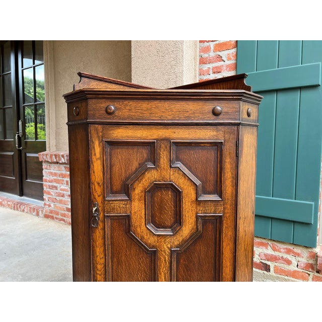 Wood Antique English Tiger Oak Corner Cabinet Barley Twist Jacobean Arts & Crafts For Sale - Image 7 of 18