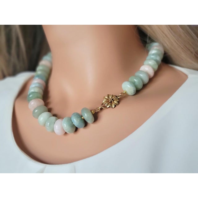 Beryl Aquamarine Morganite Beaded Necklace, Gold Plate Clasp, 19" For Sale In Cleveland - Image 6 of 7
