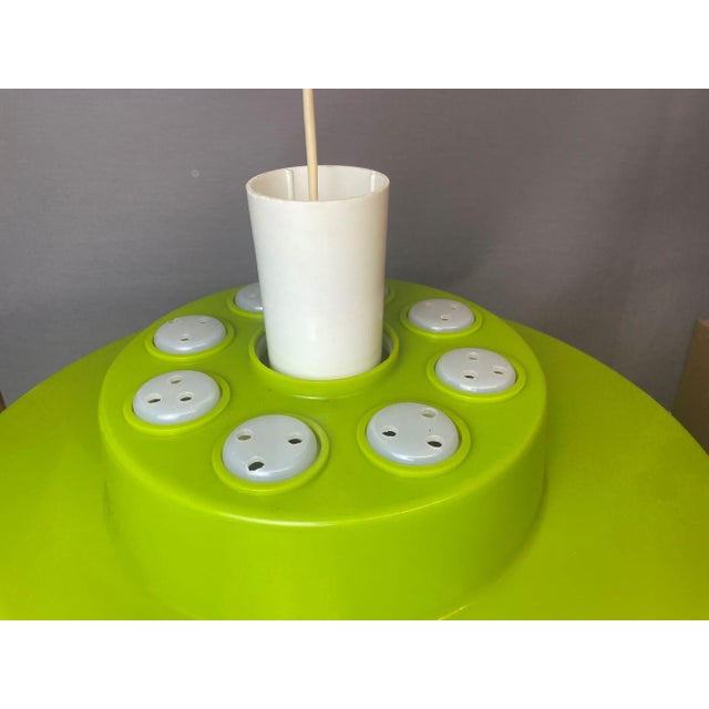 Large Space Age UFO Lamp in Green Acrylic, 1970s For Sale - Image 9 of 12