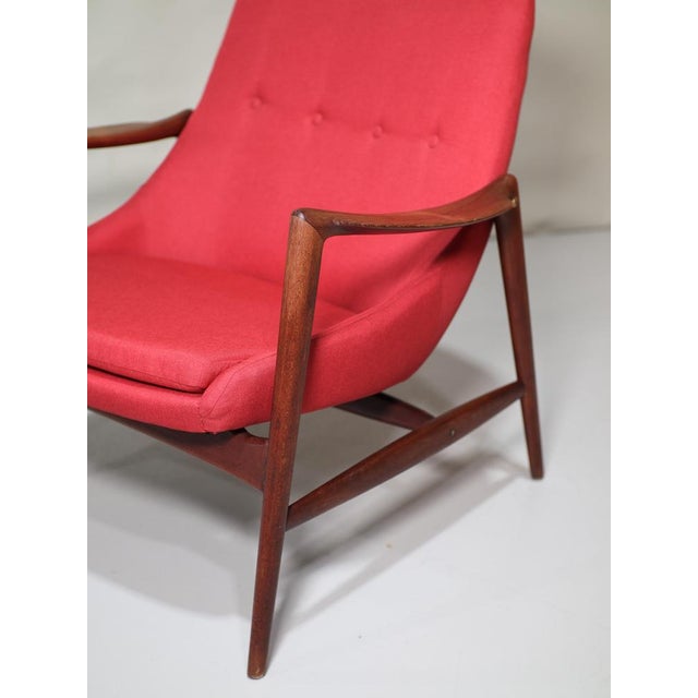 1950s Armchair in Teak and Red Upholstery by Rastad & Relling for Dokka Möbler, Norway, 1950s For Sale - Image 5 of 15