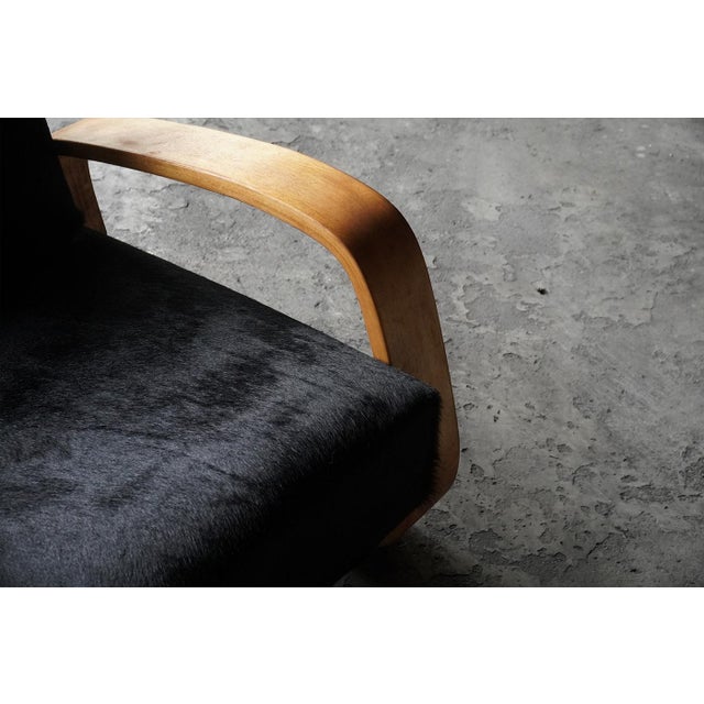 Wood Vintage Tank Lounge Chairs in Pony Skin by Alvar Aalto for Artek, 1960s, Set of 2 For Sale - Image 7 of 10