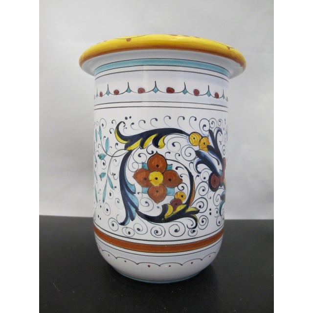 Farmhouse Deruta Italian Majolica Pottery Utensil Holder Canister or Wine Cooler For Sale - Image 3 of 9