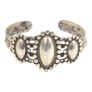 Southwestern Native American Fred Harvey Era Style Sterling Silver Cuff Bracelet For Sale