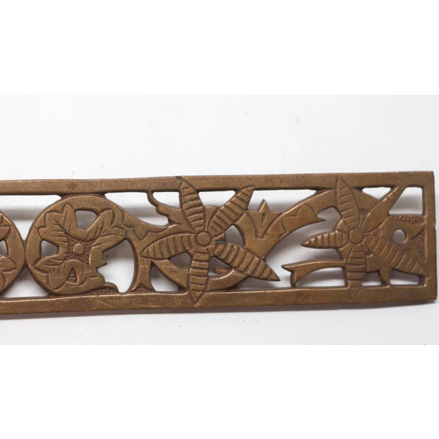 Traditional Mid 20th Century Brass Decorative Floral Plate For Sale - Image 3 of 4