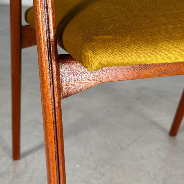 Velvet Armchairs by Franco Albini for Poggi, 1960s, Set of 2 For Sale - Image 11 of 18
