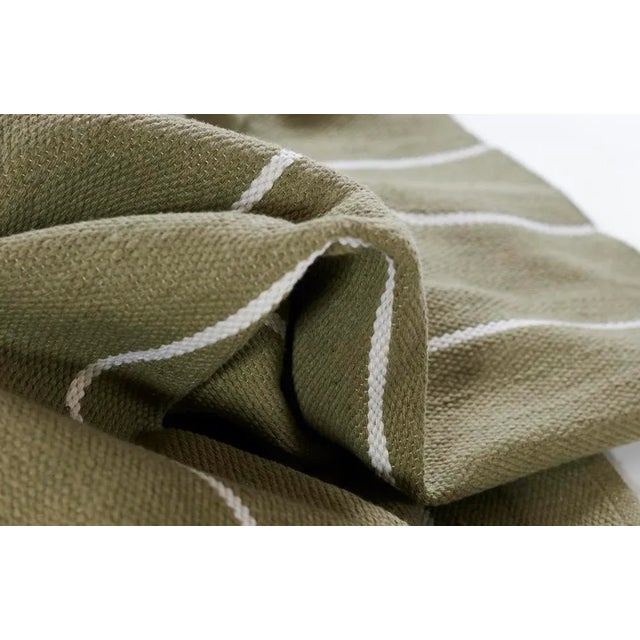 Sculpture Materials Erin Gates by Momeni River Fine Green Hand Woven Indoor Outdoor Rug 5' X 7'6" For Sale - Image 7 of 10