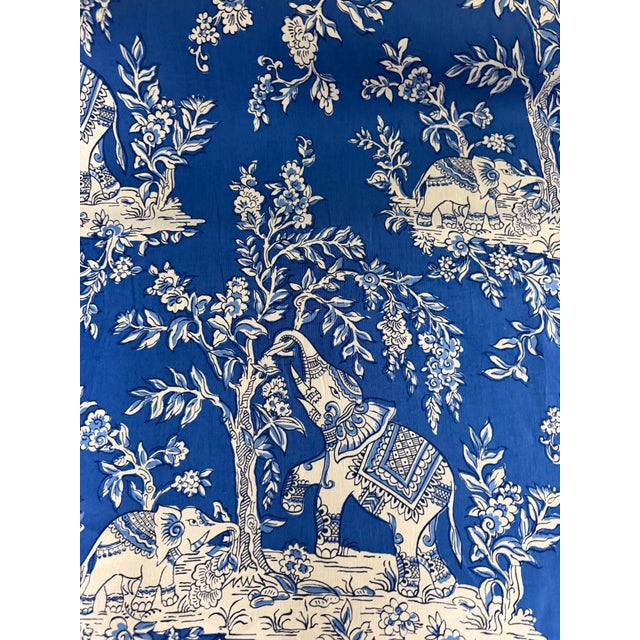 Traditional Clarence House / Hill House Ile Des Elephant Cobalt Blue Linen Fabric 13 Yards For Sale - Image 3 of 6