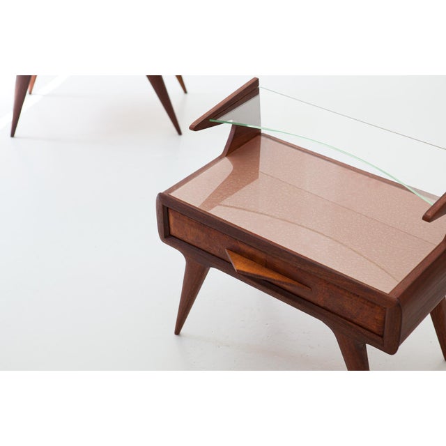 Italian Bedside Tables with Glass Tops, 1950s, Set of 2 For Sale - Image 6 of 9