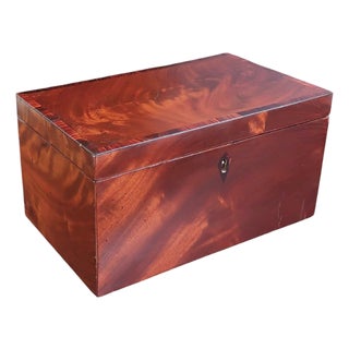Antique Georgian Tea Caddy with Crossbanding, England, 1800s For Sale