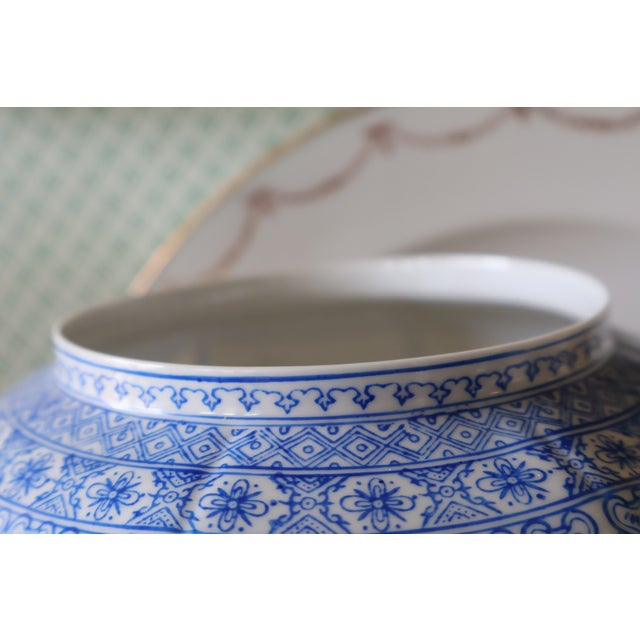 Blue Vintage Jingdezhen Hand-Painted Eggshell Porcelain Bird-and-Flower Lantern Lamp For Sale - Image 8 of 18
