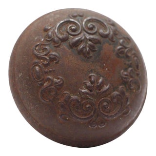 Antique Vittoria Cast Iron Single Entry Door Knob For Sale
