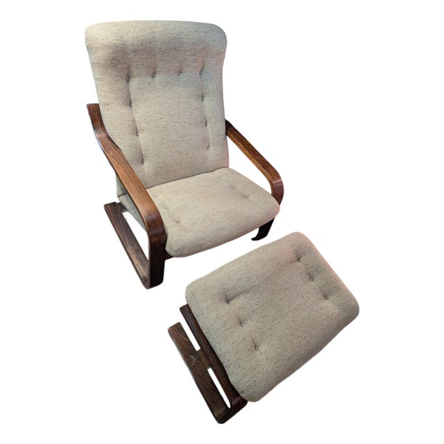 1970s Mid Century Modern Westnofa Bentwood Lounge Chair and Ottoman For Sale