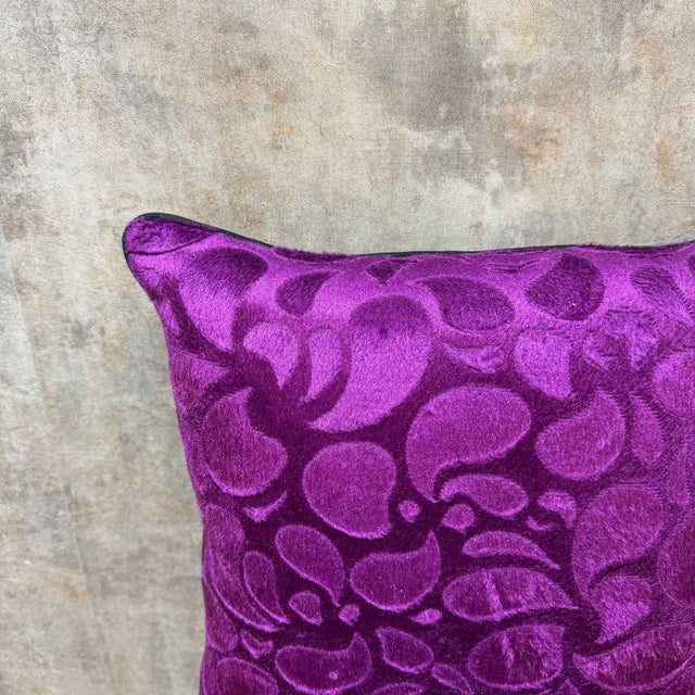 2020s Magenta Floral Pattern Velvet Cushion Cover For Sale - Image 5 of 10