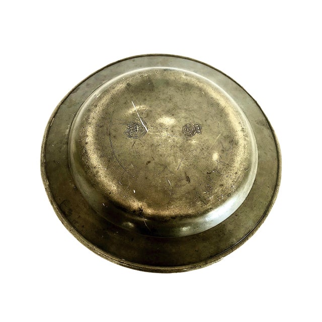 Set of Three Late 18th-Century European Pewter Dinner Plates For Sale - Image 4 of 16