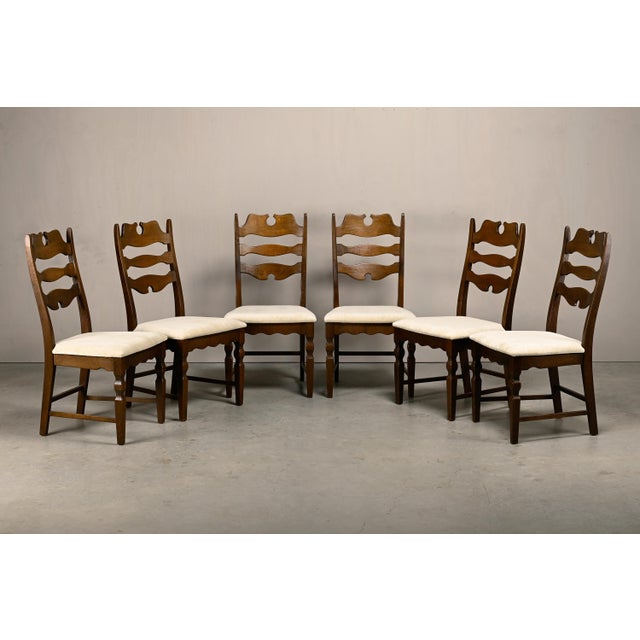 Sculptural set of 6 classic high back 'Razorblade' dining chairs, designed by Henning Kjærnulf and manufactured by EG...