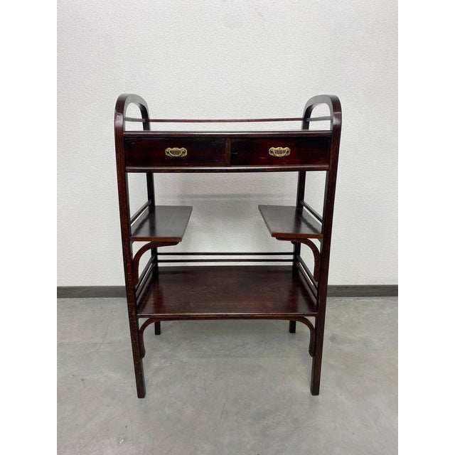 Vienna secession bentwood etagere atr. to Koloman Moser and Otto Wagner ex. by Fischel in very good original condition....